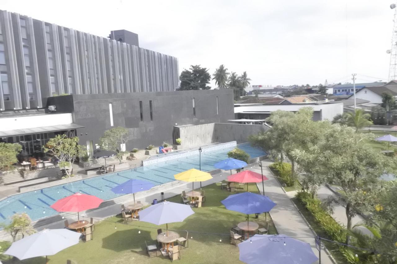 Bbc Hotel Lampung Bandar Jaya Gunungsugih Exteriör bild