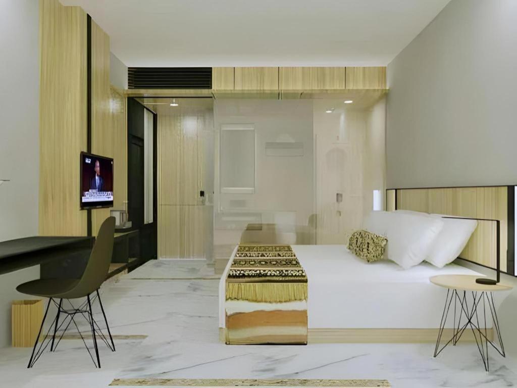 Bbc Hotel Lampung Bandar Jaya Gunungsugih Exteriör bild