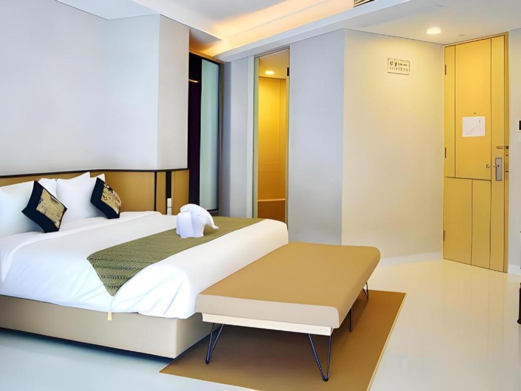 Bbc Hotel Lampung Bandar Jaya Gunungsugih Exteriör bild