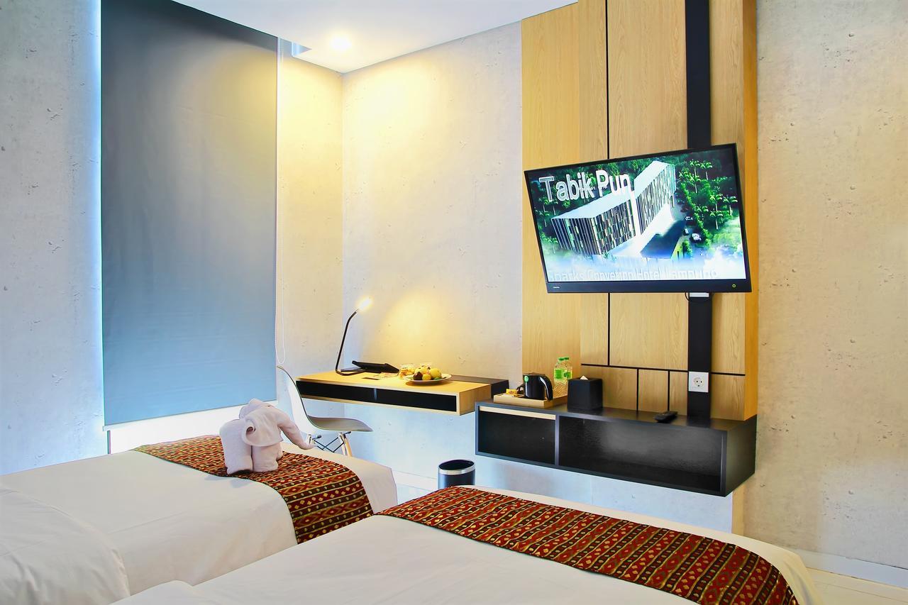 Bbc Hotel Lampung Bandar Jaya Gunungsugih Exteriör bild